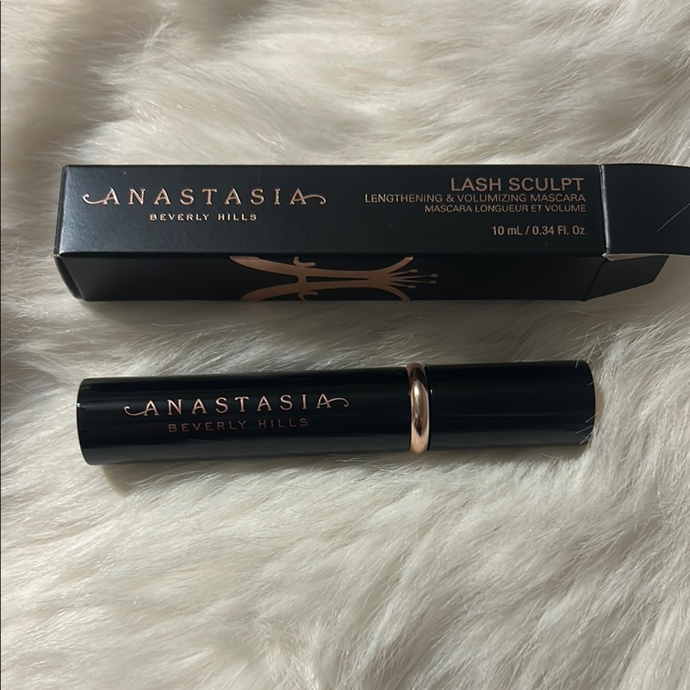 Anastasia Beverly Hills Lash Sculpt Mascara - Black - Picture 2 of 7